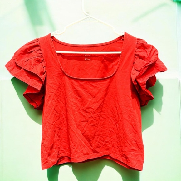 A new day Red Ruffled Sleeve crop top LARGE - Picture 1 of 3